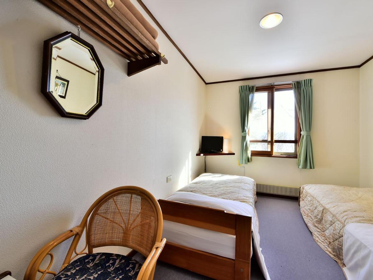 Kurumayama Kogen Guesthouse Urara Чино Екстериор снимка