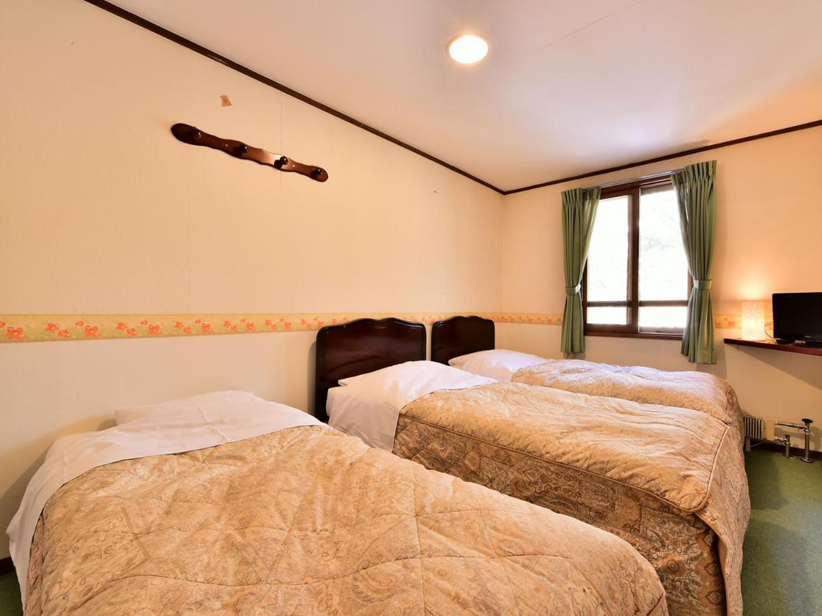 Kurumayama Kogen Guesthouse Urara Чино Екстериор снимка