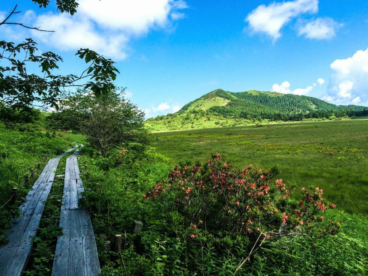 Kurumayama Kogen Guesthouse Urara Чино Екстериор снимка